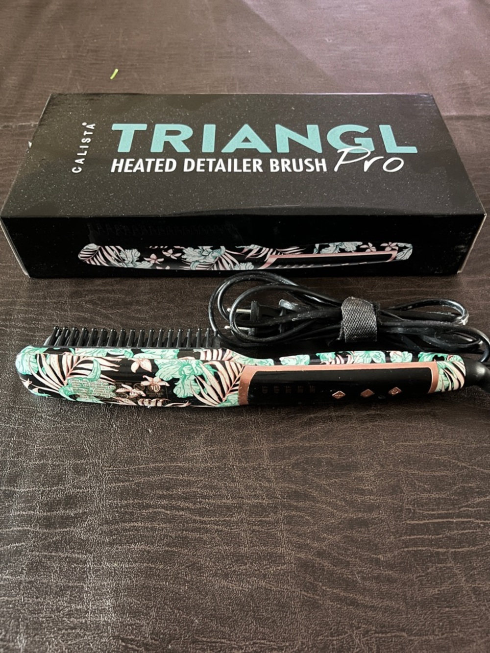 Calista TRIANGL Pro Heated Detailer Brush Pro - Floral Mint/Black